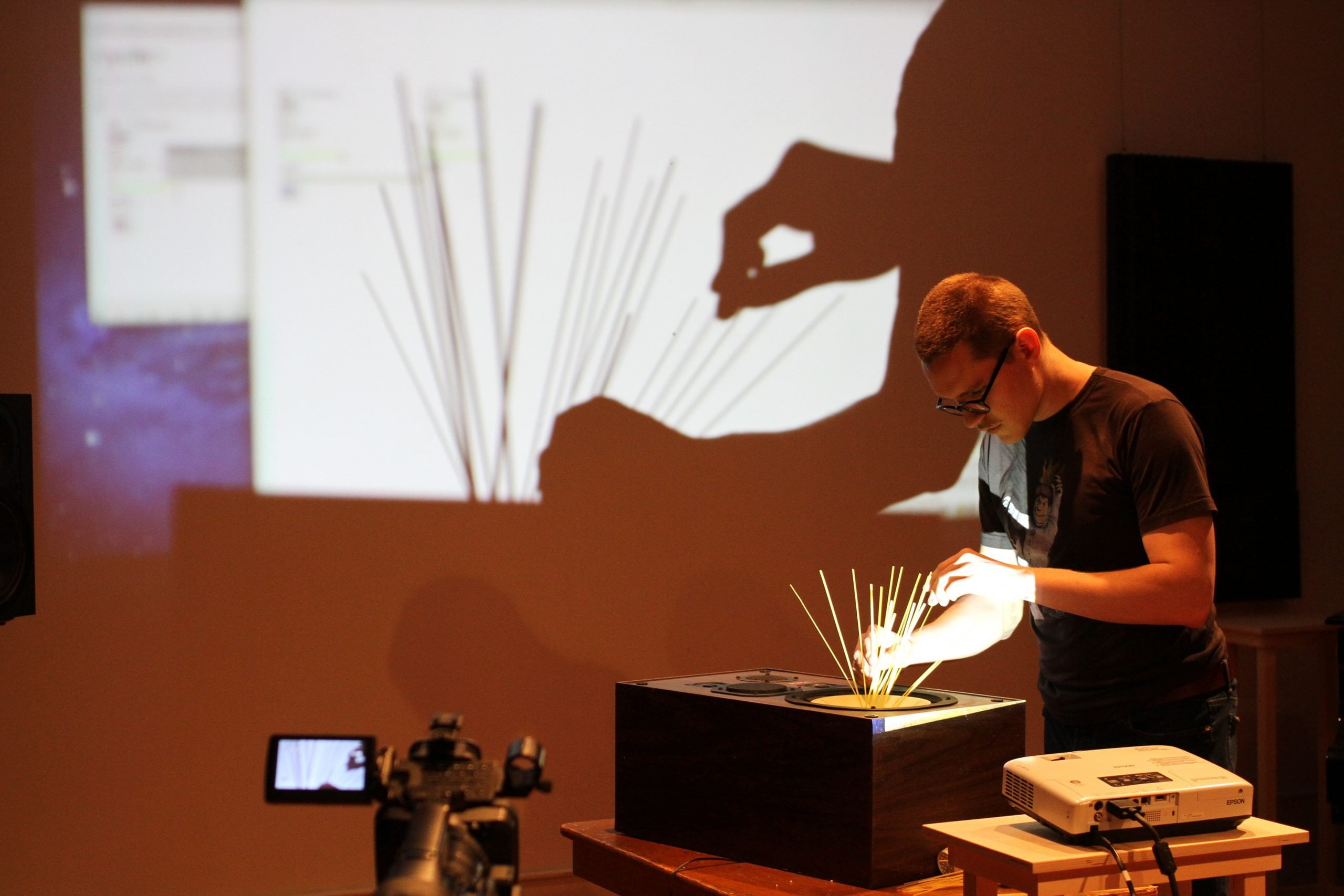 Read more about the article Énigmachines, Signal Panache