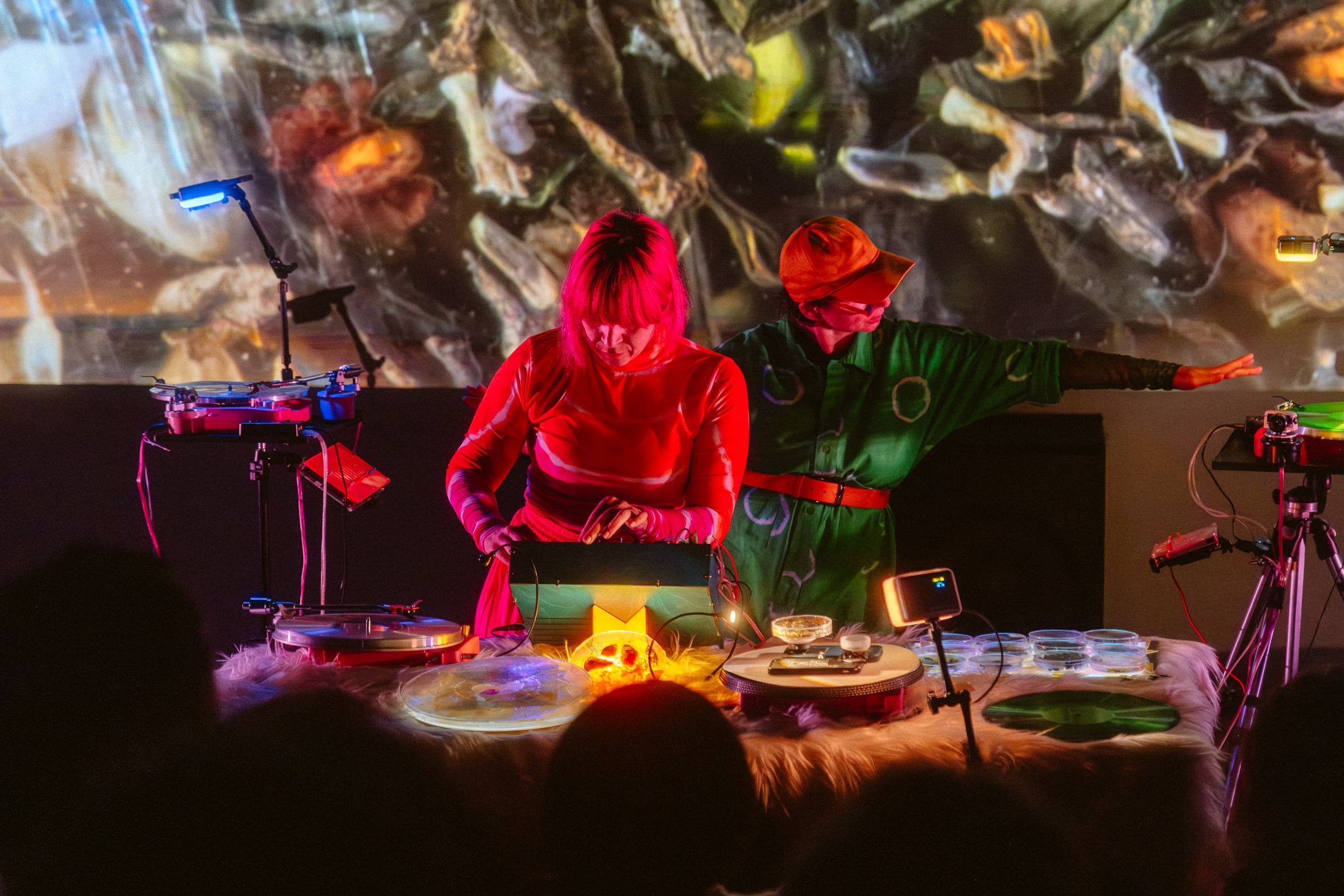 Read more about the article Numinous Machines, Technologies of Consciousness